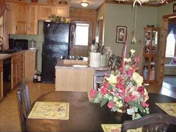 4th image of 4115 Boone Ln