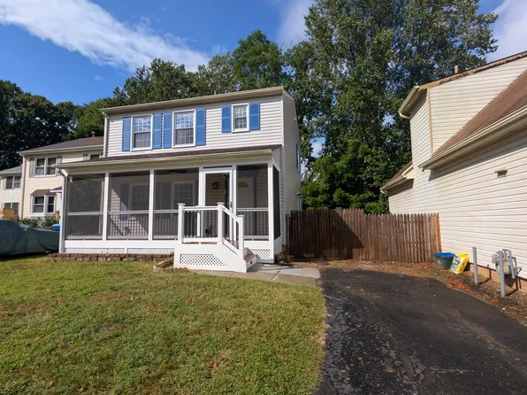 5813 Shana Pl, Burke, VA 22015