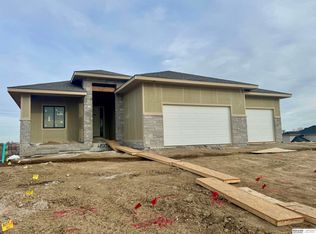 4503 S 203rd Ave, Omaha, NE 68135