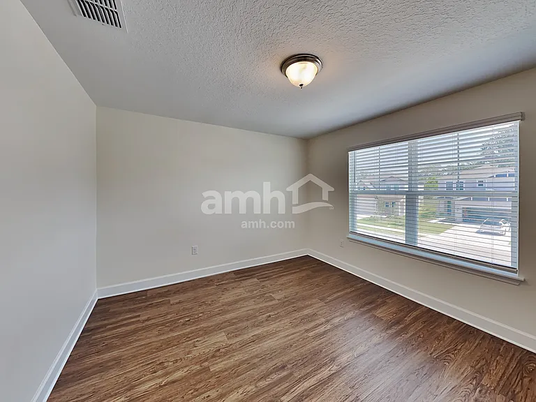 4622 Reisswood Loop — Photo 15