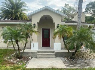 249 Flamingo Rd, Oak Hill, FL 32759