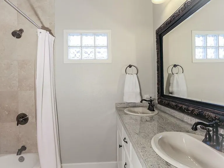 5614 Goodwin Ave — Photo 13
