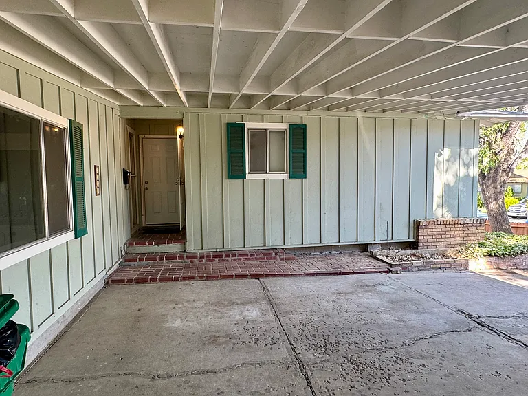3355 Pierremont Rd — Photo 4