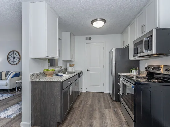 Mill Pond Apartments