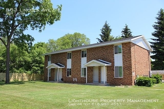 1st image of 863 Lincoln Ave APT 1