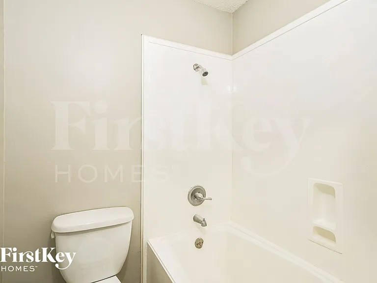 3758 Rippling Creek Ln — Photo 14