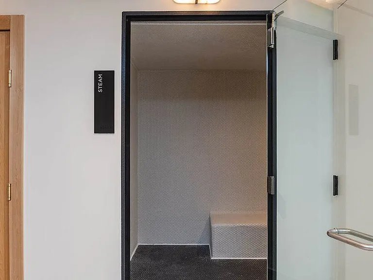 225 N Miami Ave #ID1515057P — Photo 36