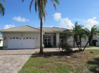 911 SE 21st St, Cape Coral, FL 33990