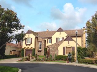 22 Lyndhurst, Newport Beach, CA 92660