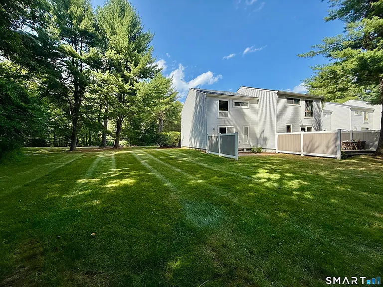 562 Oak Ave #562 — Photo 20