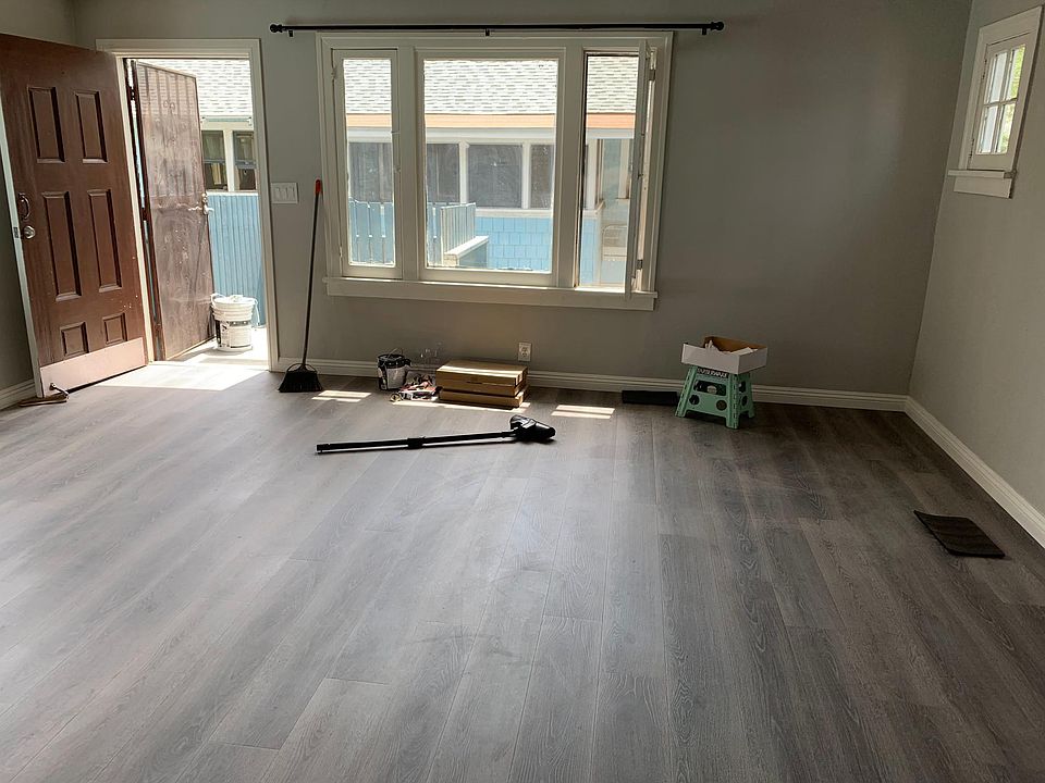 2nd image of 761 Earlham St