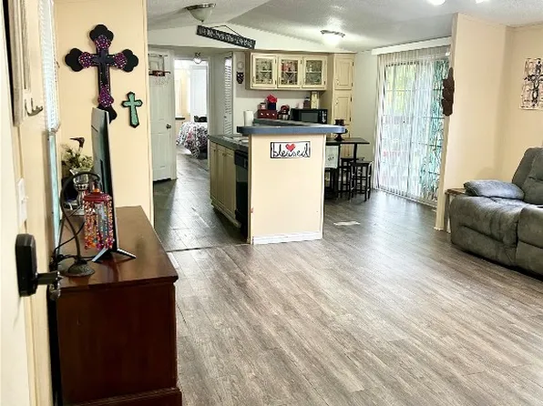 841 McAda Dr, Midlothian, TX 76065