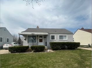 17140 Matthews St, Riverview, MI 48193