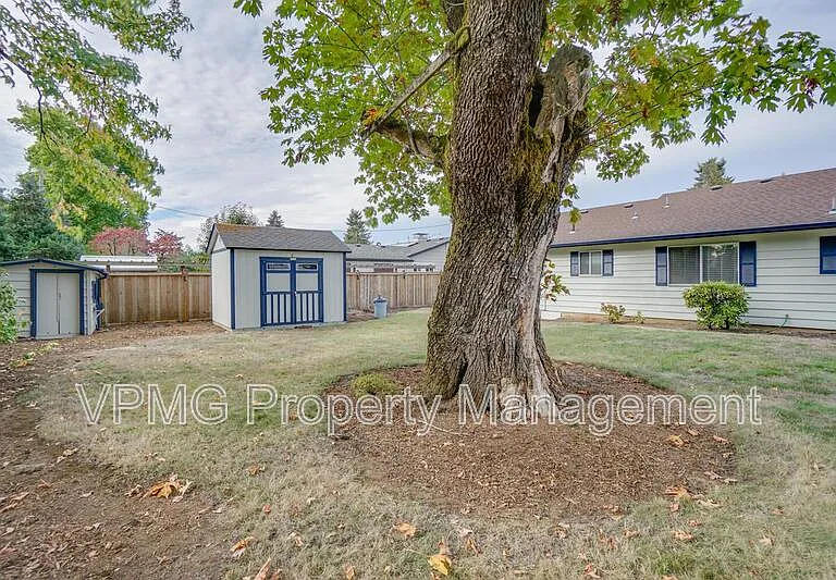 7301 Indiana St — Photo 31