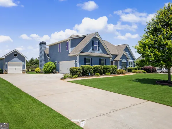 100 Reserve Pl, Senoia, GA 30276