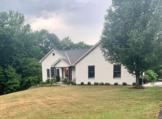 2869 Burke Rd, Bethel, OH 45106