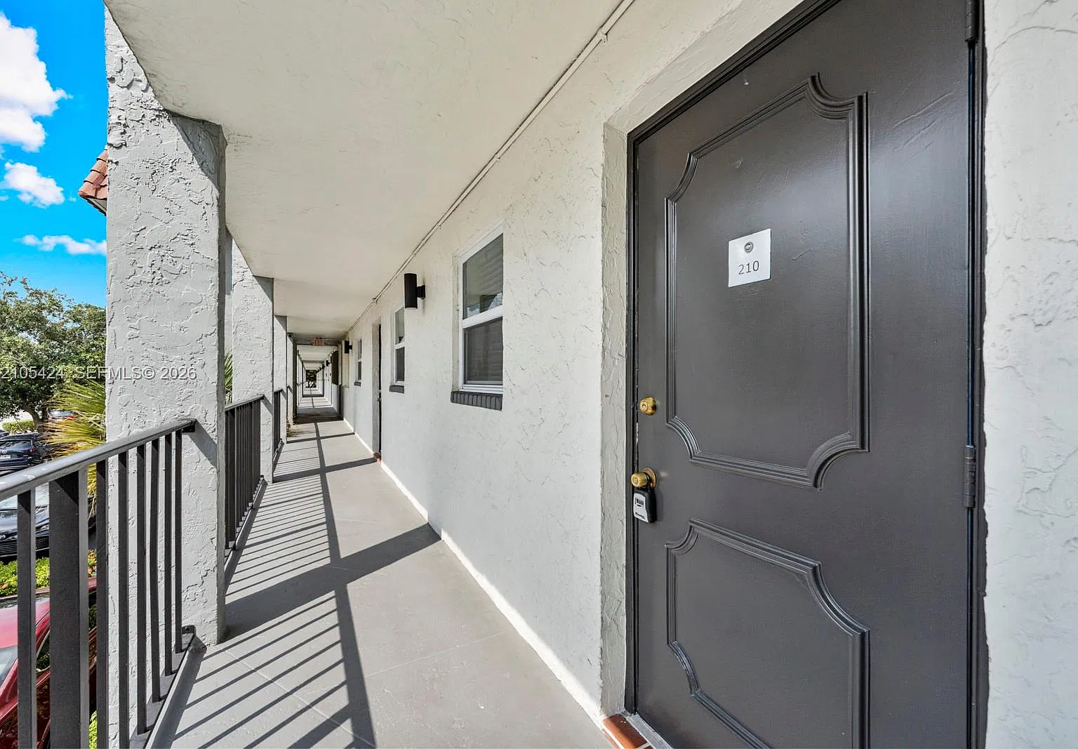 Coral Spring Gardens East — Photo 4