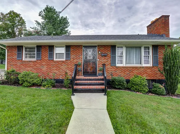 1017 Randolph Ln, Lynchburg, VA 24502