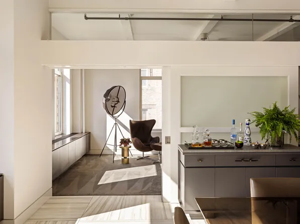 30 West 15th Street image 8 of 24