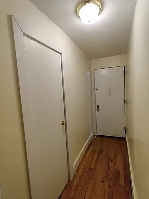 Rented by Signature Property Realty | media 29