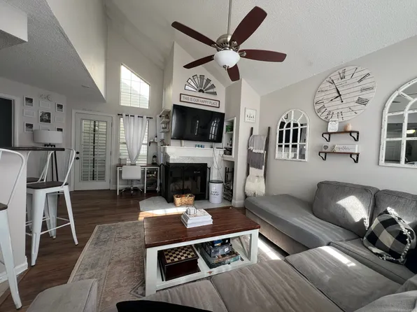 235 Carriage Crossing Lane #235, Middletown, CT 06457