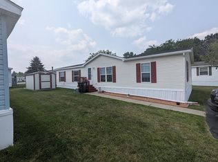 163 Shummard Br, Fenton, MI 48430
