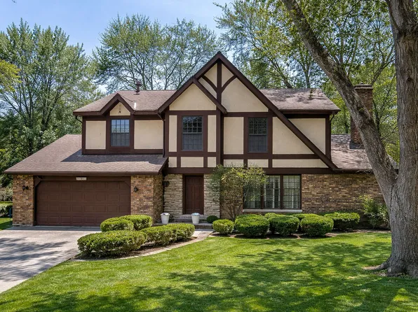 3810 Russett Ln, Northbrook, IL 60062