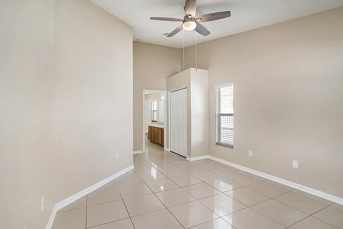 12712 Longcrest Dr — Photo 15