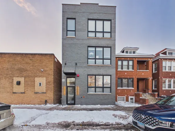 2350 S Leavitt St #1F, Chicago, IL 60608
