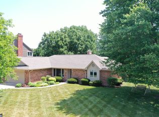 1891 S Fox Ridge Ave, Greenwood, IN 46143