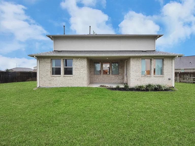 108 Summer Pool Ct — Photo 49