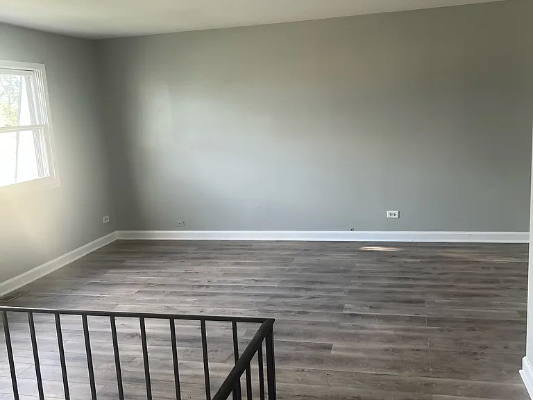 1772 Frank Ct — Photo 3