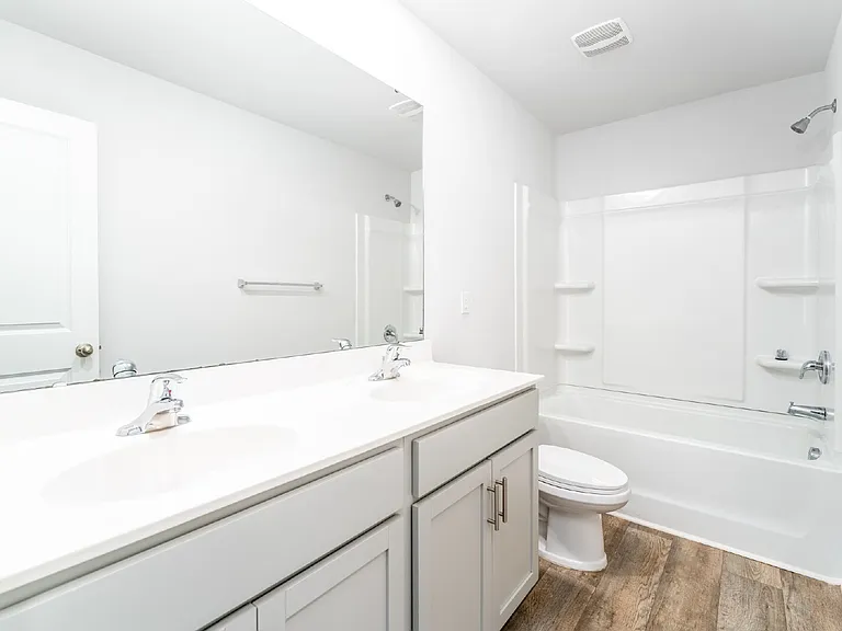 1243 Aurora Glen Dr — Photo 7