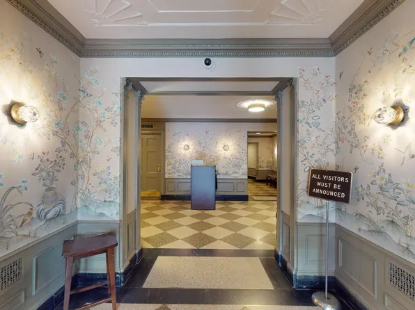 1 Christopher Street image 20 of 22