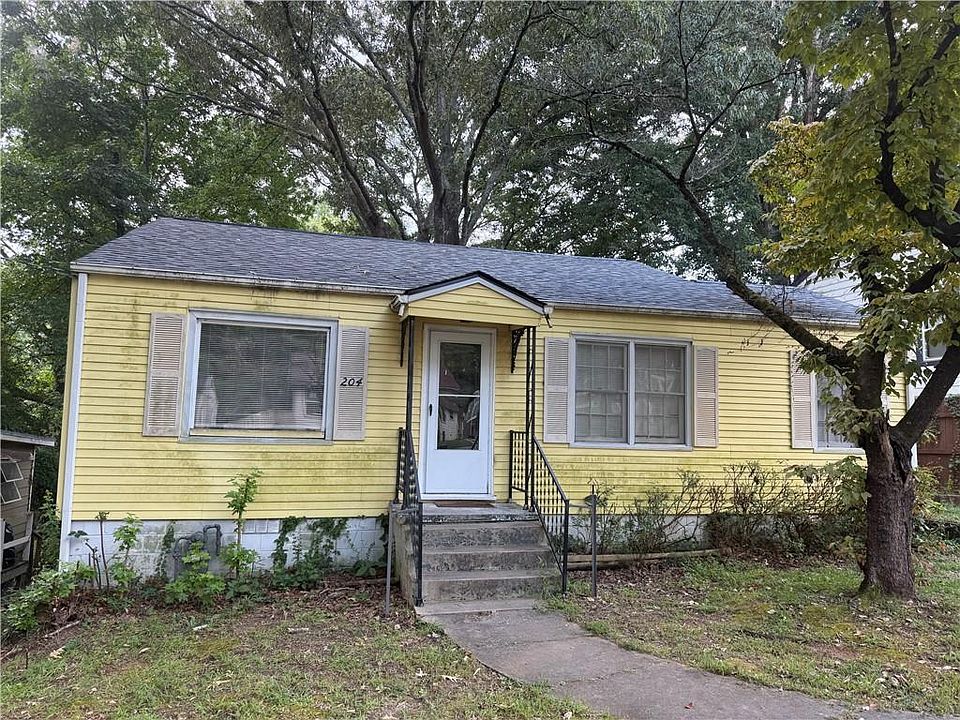 1st image of 204 Birch St
