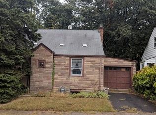 21 Clark Pl, Bloomfield, NJ 07003