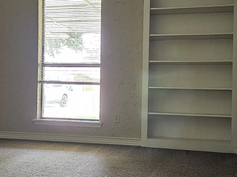107 Foltz Ln — Photo 8