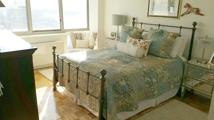 Rented by Kian Realty | media 47