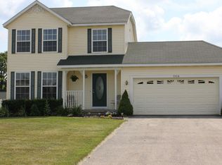 1164 Quail Run Dr, Middleville, MI 49333