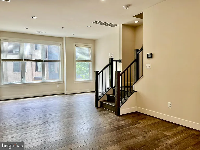 6680 Eames Way — Photo 9