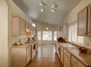 6428 W Rosamond Way, Tucson, AZ 85743