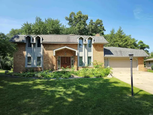 50903 Galaxy Dr, Granger, IN 46530