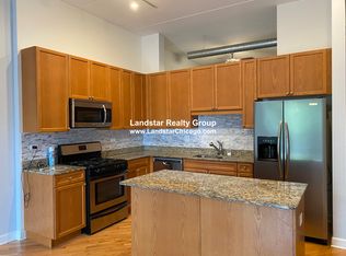 3125 W Fullerton Ave APT 314, Chicago, IL 60647