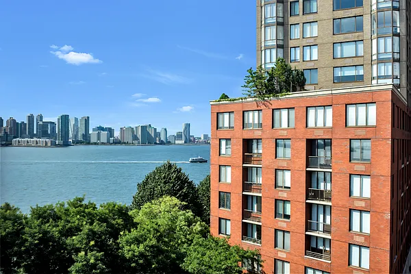 Sold by Compass | media 11