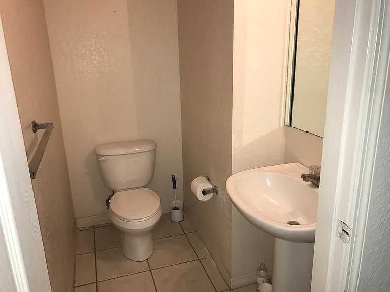 5022 Sunridge Palms Dr #204 — Photo 8