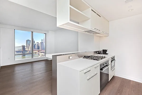 Rented by RELO REDAC INC. | media 42