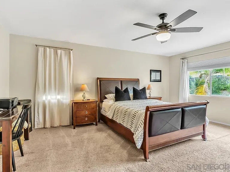 1084 Greenway Rd — Photo 15
