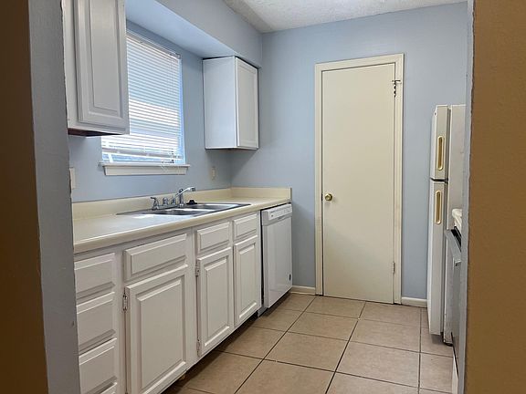 2nd image of 1757 S Brightside View Dr APT C