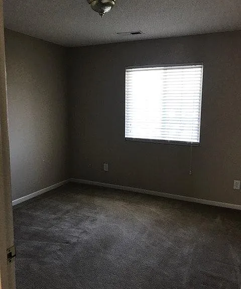 Unfurnished BR 3