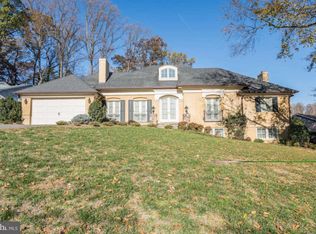 1805 Briar Ridge Ct, Mc Lean, VA 22101